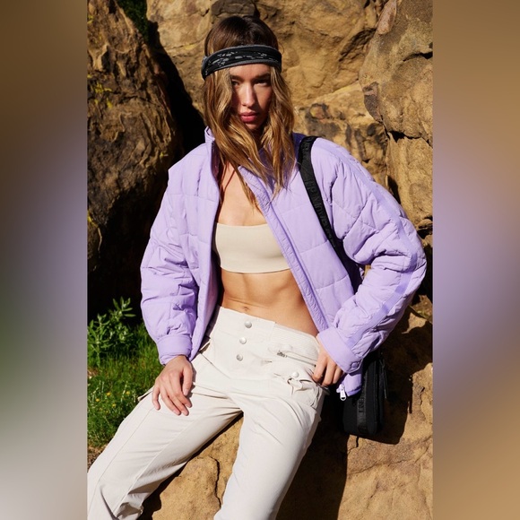 Sale!▪️NWT Free People Pippa Packable Puffer Jacket in Vivid Lilac - Picture 4 of 10